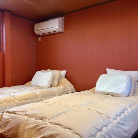 Yumeji Guest House Osaka Exterior photo